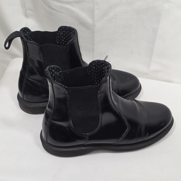 Doc Martens Black Flora Patent Leather Chelsea Boots Womens EU 39 US 8 Slip On - Picture 2 of 16
